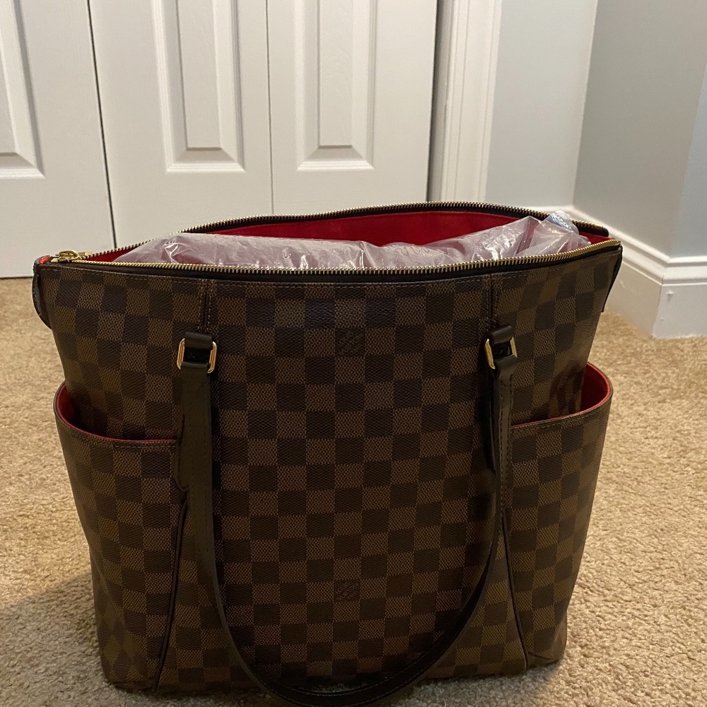 Louis Vuitton Damier Ebene Totally MM Unused